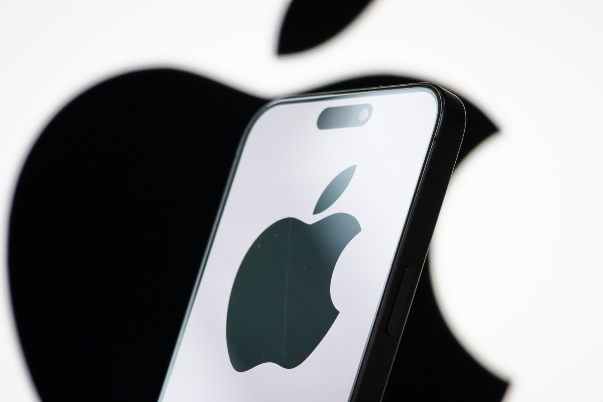 Deep-Dive: Inside Apple's Real-Time News API & Private Cloud RAG Architecture