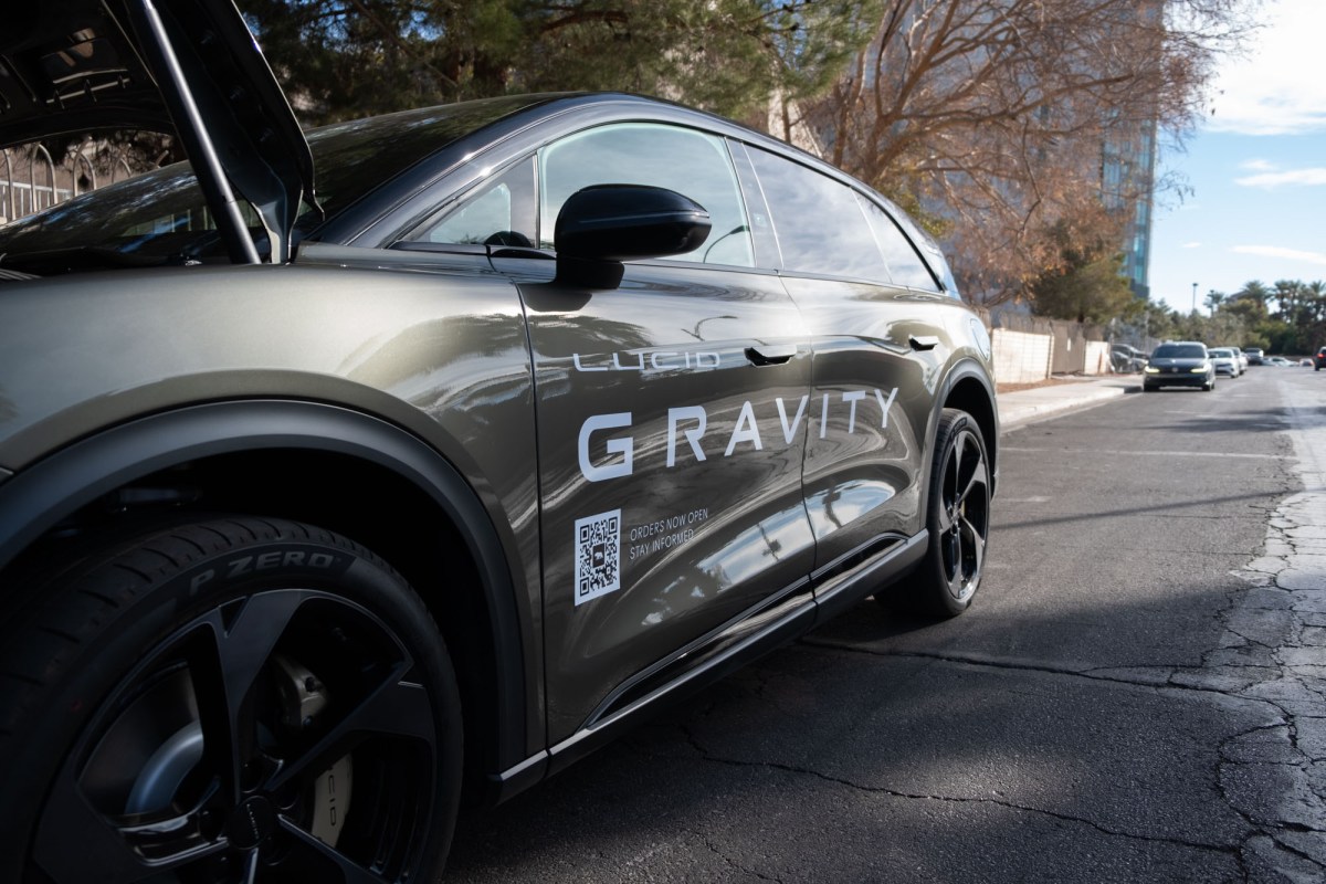 Lucid's turnaround plan hinges on $1.4B in cash savings, robotaxis | TechCrunch