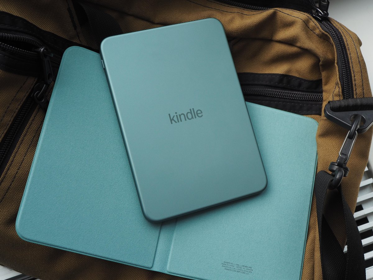 Amazon is launching colorful new Kindles — and a case with physical