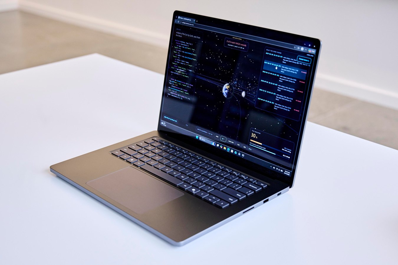 Microsoft’s new Surface Laptop Ultra update fixes reboot and display bugs