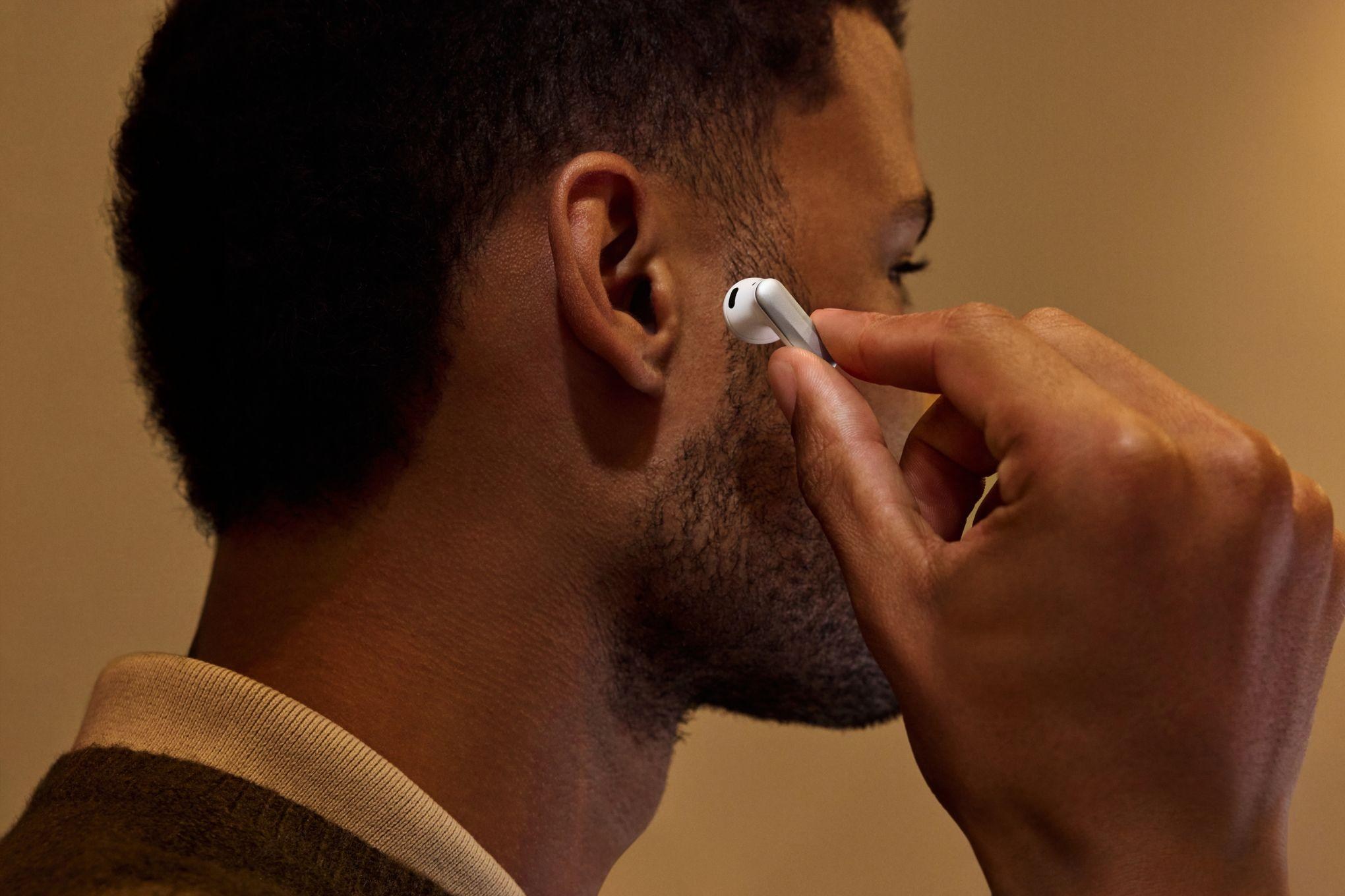 Plaud is launching AI earbuds: Plaud has introduced a new AI wearable