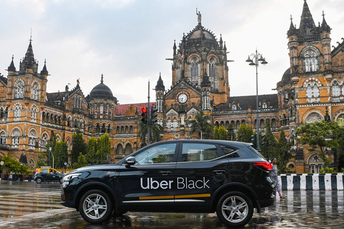 Uber invests $10 million in Indian fleet operator Carrum at $168 million