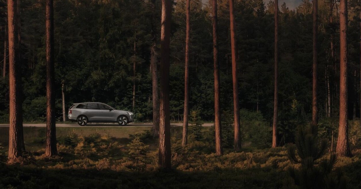 Volvo details CarPlay update that adds Spatial Audio feature for three
